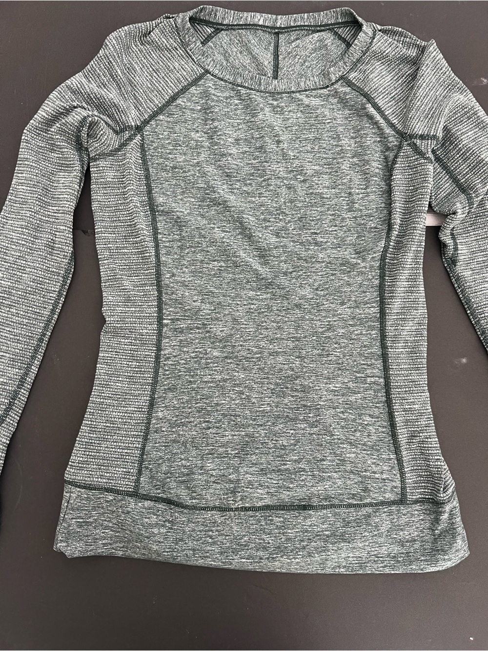 lululemon athletica Women's Long Sleeve Athletic Top - Gray and green